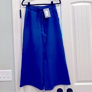 See and Be Seen Textured Wide-Leg Cropped Pants